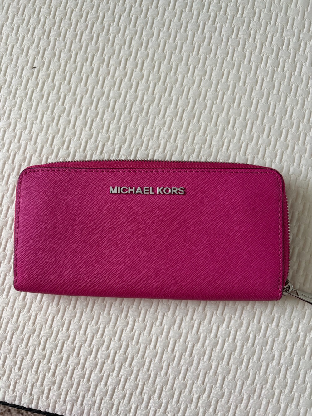 Michael Kors Pink Zip Card Holder Wallet